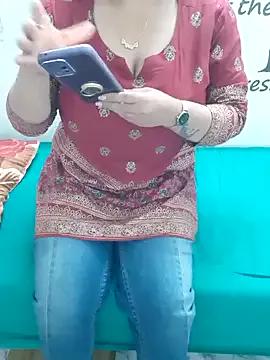 Beast_o_Mermaid from StripChat is Freechat