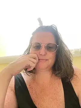 Beatricefrench-curvy-milf webcams show profile image 
