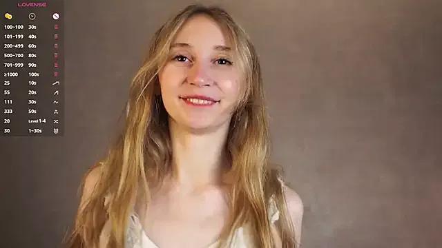 BeatrixHiett from StripChat is Freechat