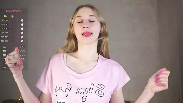 BeatrixHiett webcams show profile image 