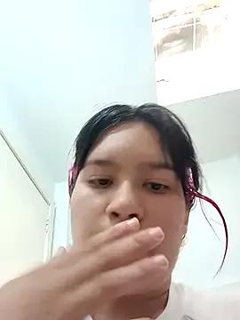 Beba_102 from StripChat