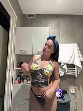 bebecita_x from StripChat