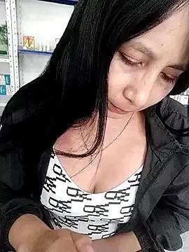 Bebita-Moor from StripChat