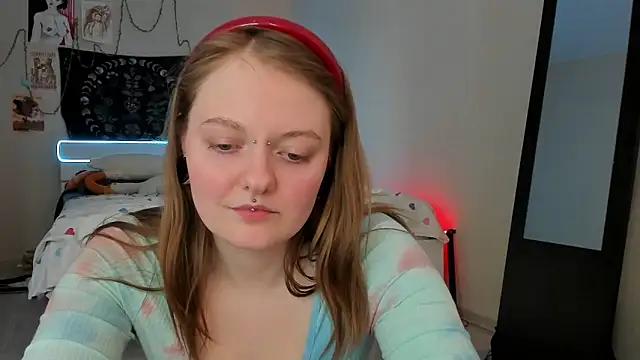 BebKonie from StripChat