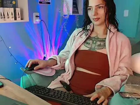 BeellyDance from StripChat is Freechat