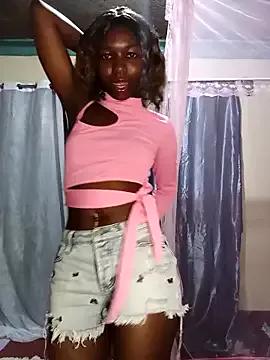 BelindaLexy from StripChat is Freechat