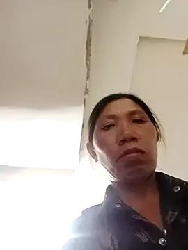bella-bae from StripChat