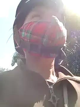 bella-bae from StripChat