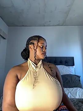 Bella-Porsche from StripChat