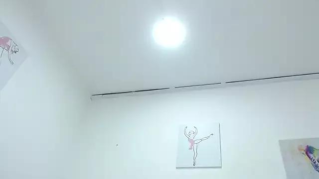 Bella_carterr from StripChat