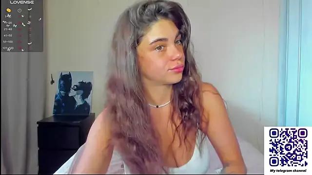 Bella_Foryou from StripChat