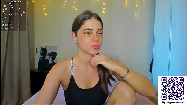 Bella_Foryou from StripChat