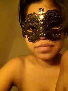 Bella_Luna18 from StripChat