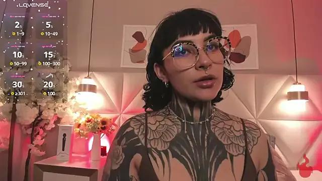 Bella_veil from StripChat is Freechat