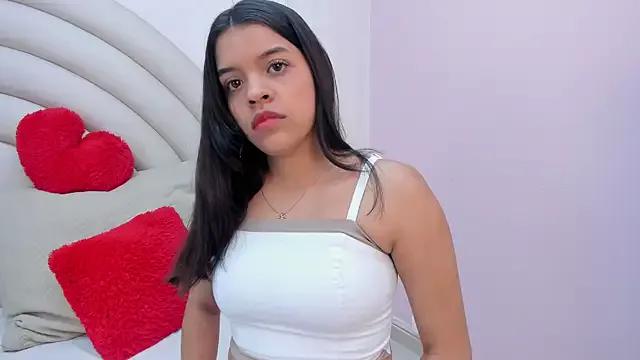 BellaaRos from StripChat