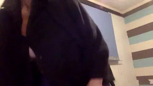 Bellababexox from StripChat