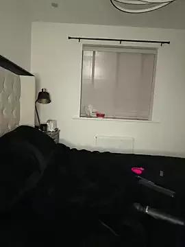 BellaBlackUK from StripChat