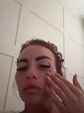 BELLABLACKXUK from StripChat