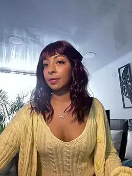 BellaBliss4u from StripChat is Freechat