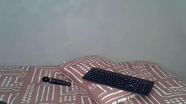 Bellabootie from StripChat is Freechat