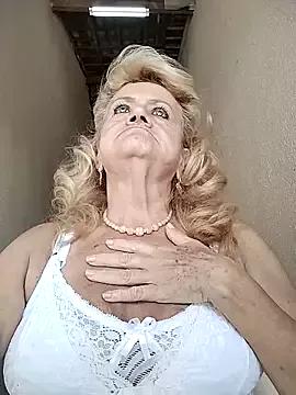 Belladama61 from StripChat