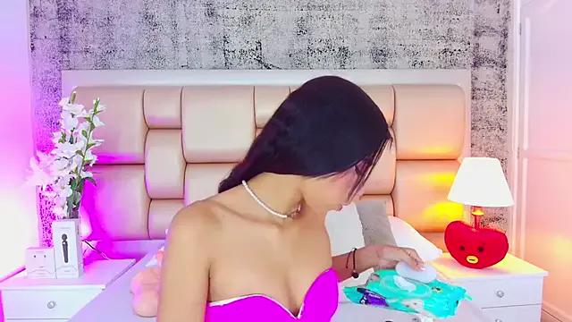 BellaHarper1 from StripChat is Freechat