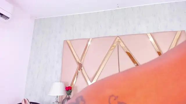 BellahColucci from StripChat