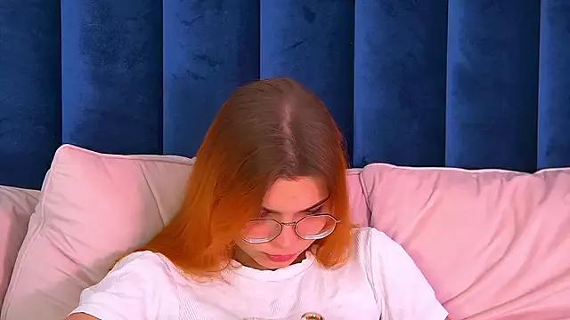 BellaMarebelle from StripChat