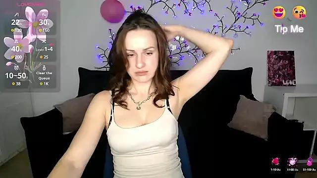 BellaMollys from StripChat is Freechat