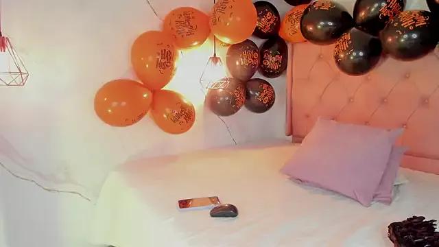 Bellarohs from StripChat