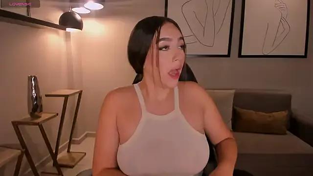 BellaRose_X from StripChat