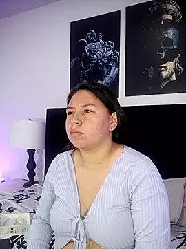 BellaRoux1 from StripChat