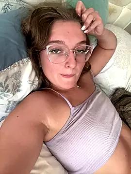 Bellatrisssaa from StripChat