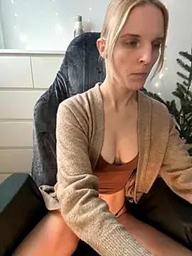 BellaxBloom_ webcams show profile image 