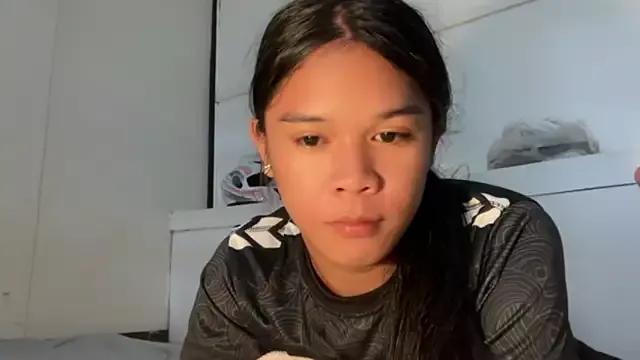 Belle_pepper_asian from StripChat is Freechat