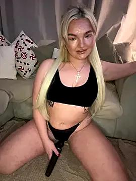 BelleXx from StripChat