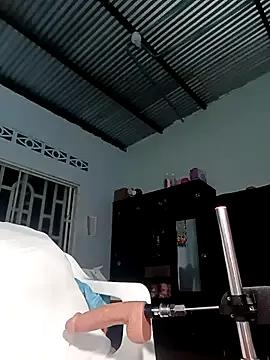 Bellota_22_Fuckme from StripChat