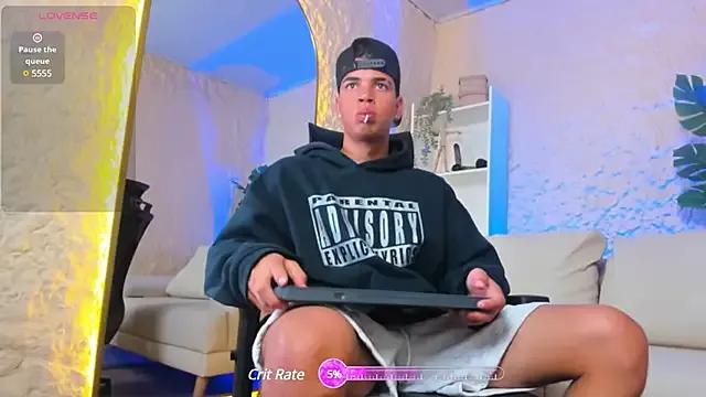 Photos of Benjamin_More from StripChat is Freechat
