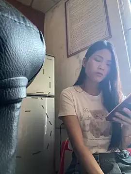 Beolulu from StripChat is Freechat