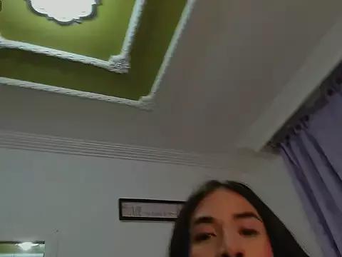 berenicelV from StripChat is Freechat