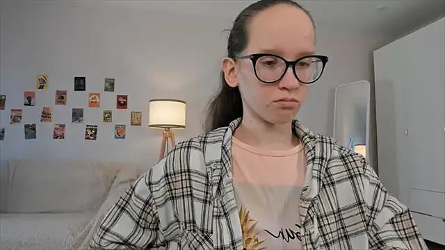 BettyBrowni from StripChat