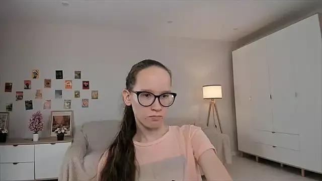 BettyBrowni from StripChat
