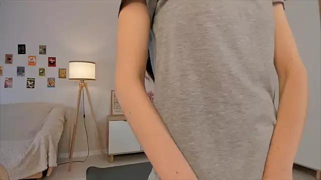 BettyBrowni from StripChat
