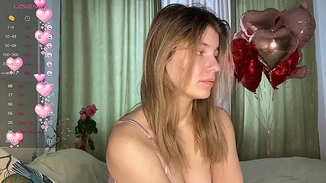 beverlyheelsvictoria from StripChat