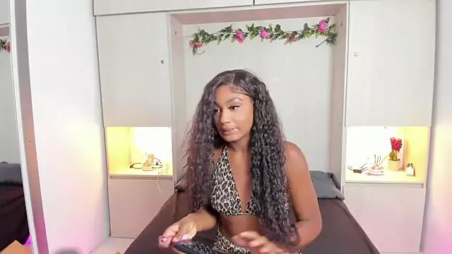 BeverlySteel from StripChat