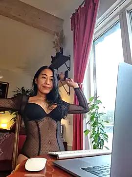 Dirty chat webcam: explore liveshows with versed models, from laying bare to fetishes, in a variety of sexy free adult webcams.