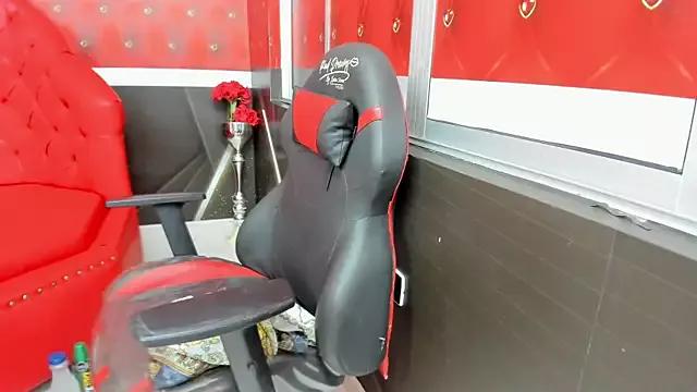 Bianca_Millf from StripChat is Freechat