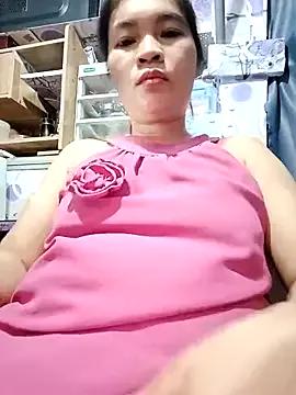 Bigass_squirt from StripChat is Freechat