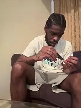 BigBDMari from StripChat
