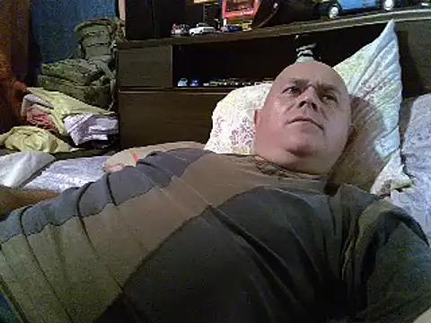 BIGBEARHOT from StripChat